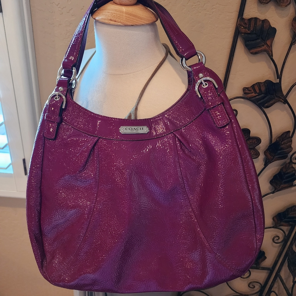 Coach Shoulder Bag with matching Wallet (Plum color) never used